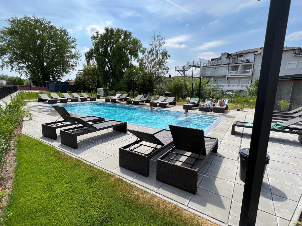 25H Spa-Residenz Best Sleep Privat Garden & Pools Neusiedl am See Εξωτερικό φωτογραφία