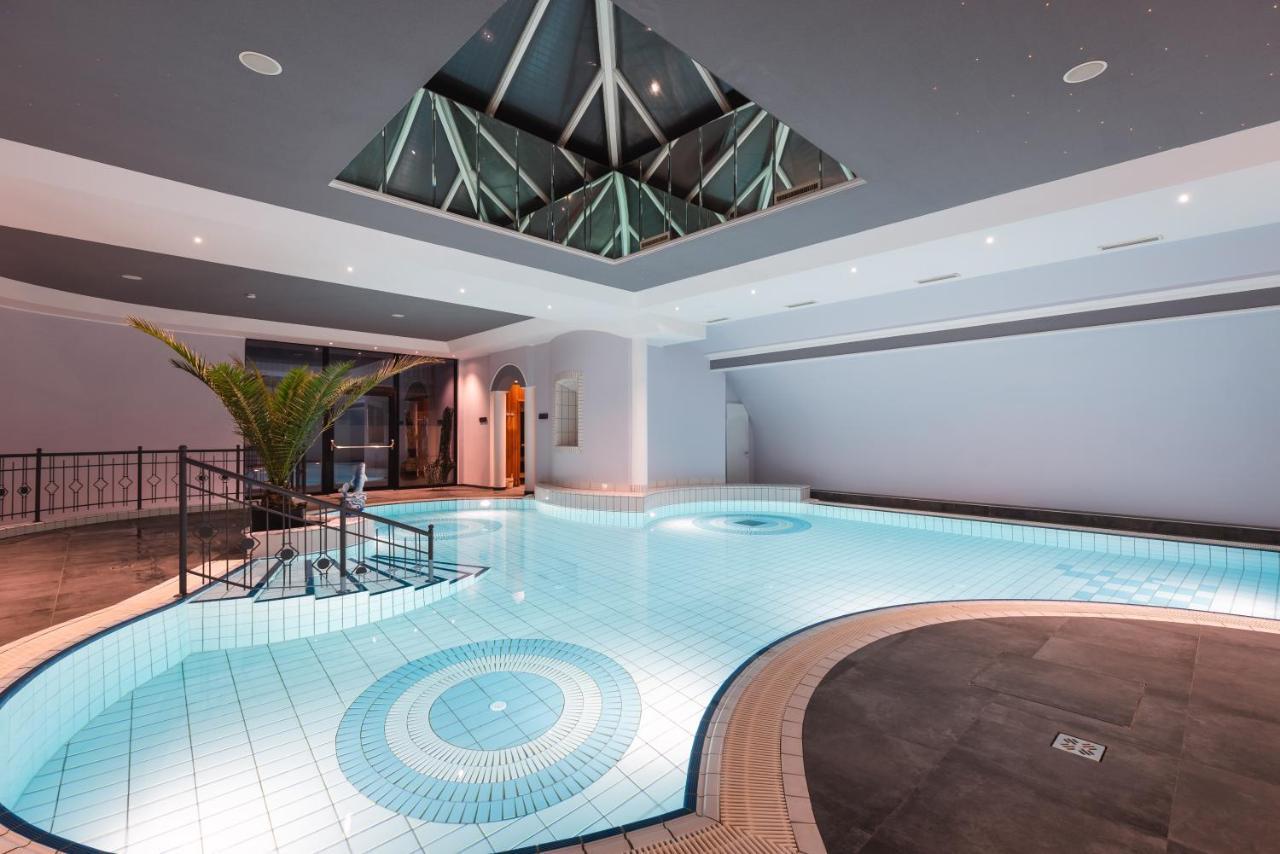 25H Spa-Residenz Best Sleep Privat Garden & Pools Neusiedl am See Εξωτερικό φωτογραφία