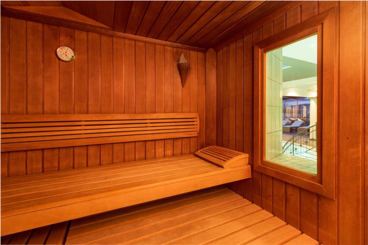 25H Spa-Residenz Best Sleep Privat Garden & Pools Neusiedl am See Εξωτερικό φωτογραφία