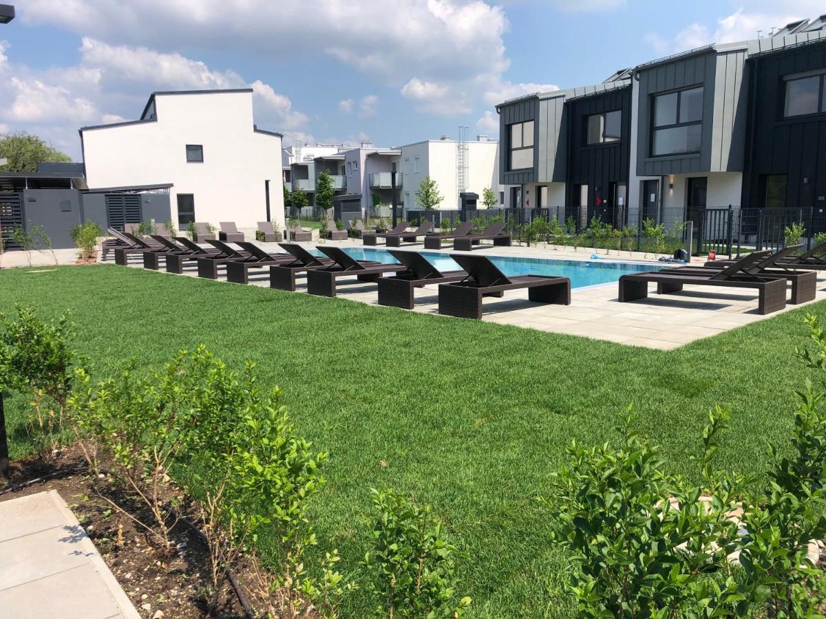 25H Spa-Residenz Best Sleep Privat Garden & Pools Neusiedl am See Εξωτερικό φωτογραφία