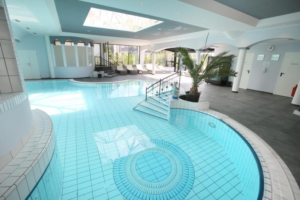 25H Spa-Residenz Best Sleep Privat Garden & Pools Neusiedl am See Εξωτερικό φωτογραφία
