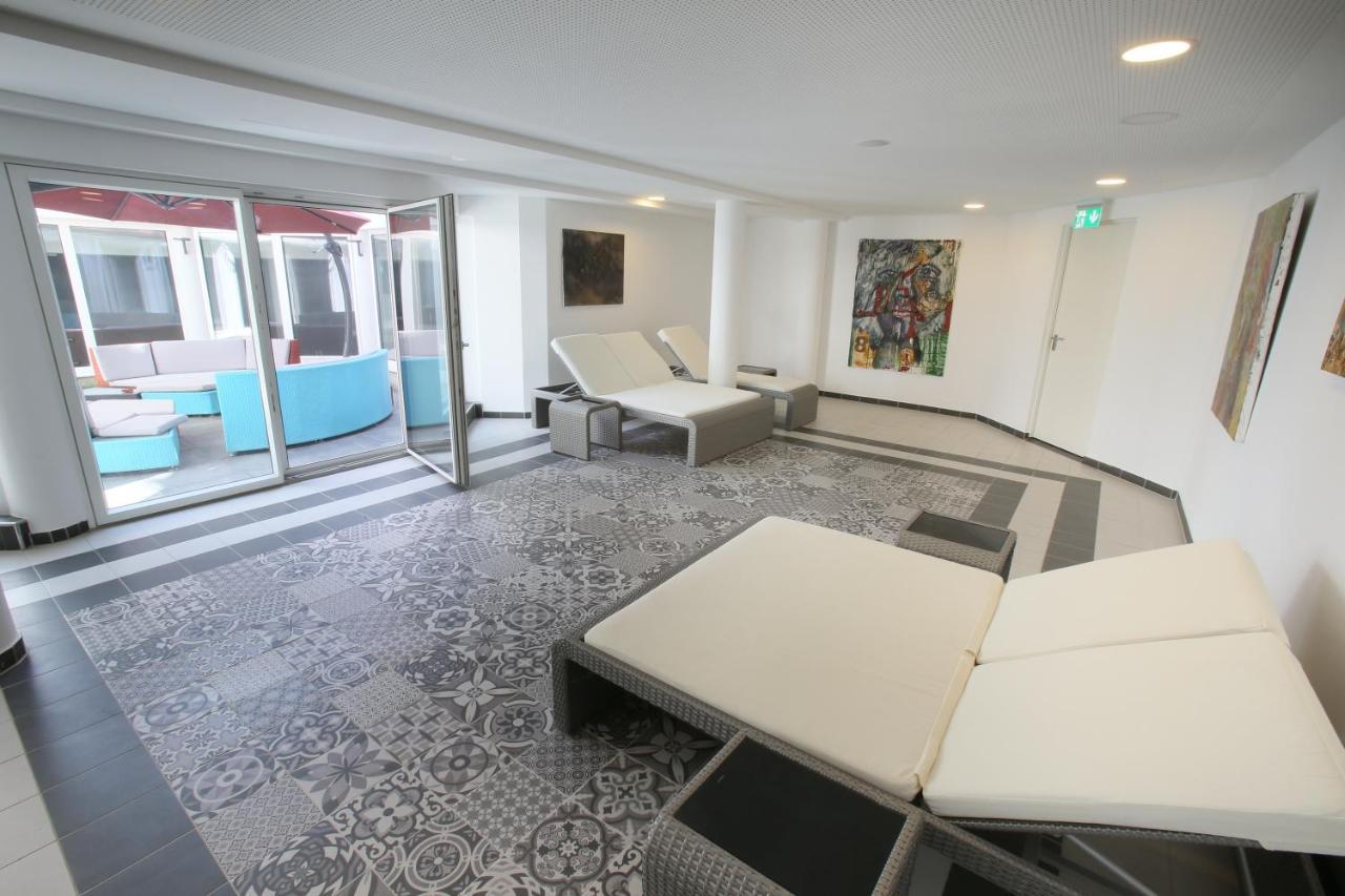 25H Spa-Residenz Best Sleep Privat Garden & Pools Neusiedl am See Εξωτερικό φωτογραφία